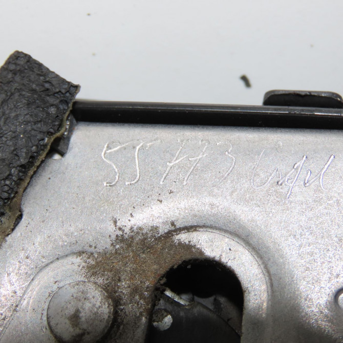 Serrure porte ard occasion RENAULT CAPTUR Phase 1 02-2013->... 1.2i 118 16V 805027072R 8