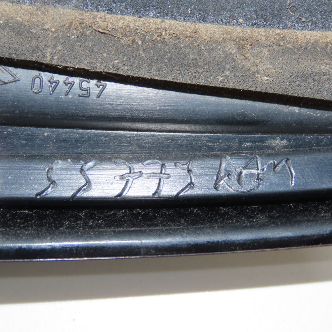 Feu arrière interieur gauche occasion RENAULT CAPTUR Phase 1 02-2013->... 1.2i 118 16V 265554078R 3