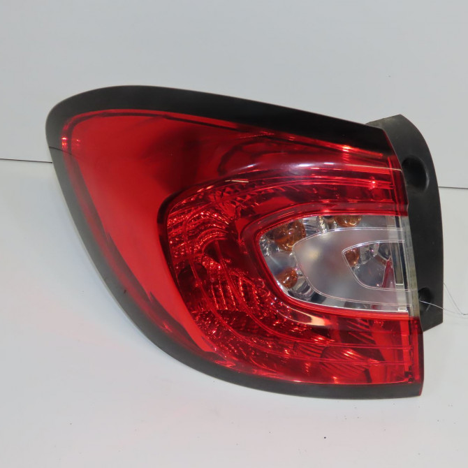 Feu arrière gauche occasion RENAULT CAPTUR Phase 1 02-2013->... 1.2i 118 16V 265557367R 1