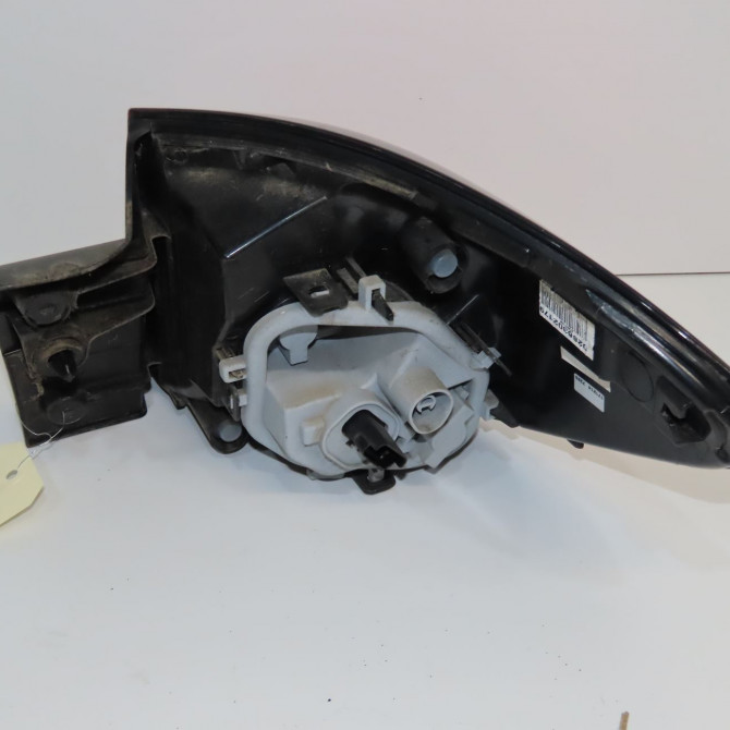 Feu arrière gauche occasion RENAULT CAPTUR Phase 1 02-2013->... 1.2i 118 16V 265557367R 2