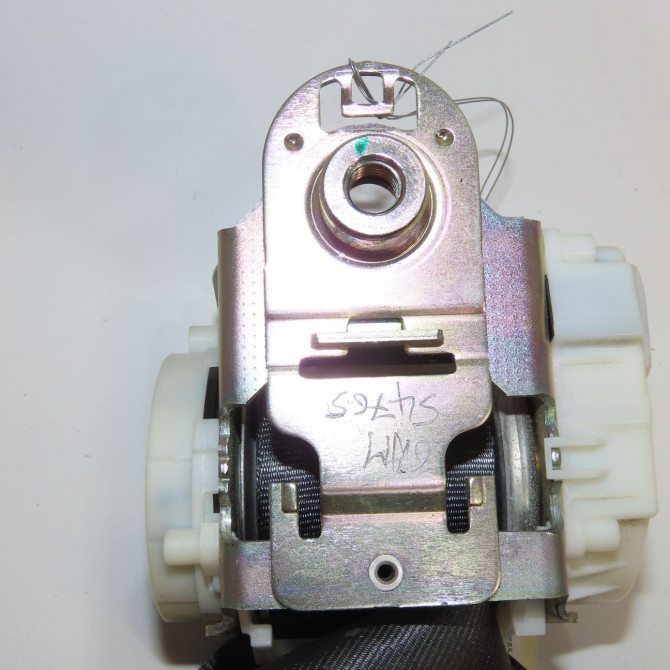 Ceinture arrière gauche occasion RENAULT CLIO III phase 2 ESTATE 03-2009->12-2014 1.5 DCI 85ch 8200683954 3