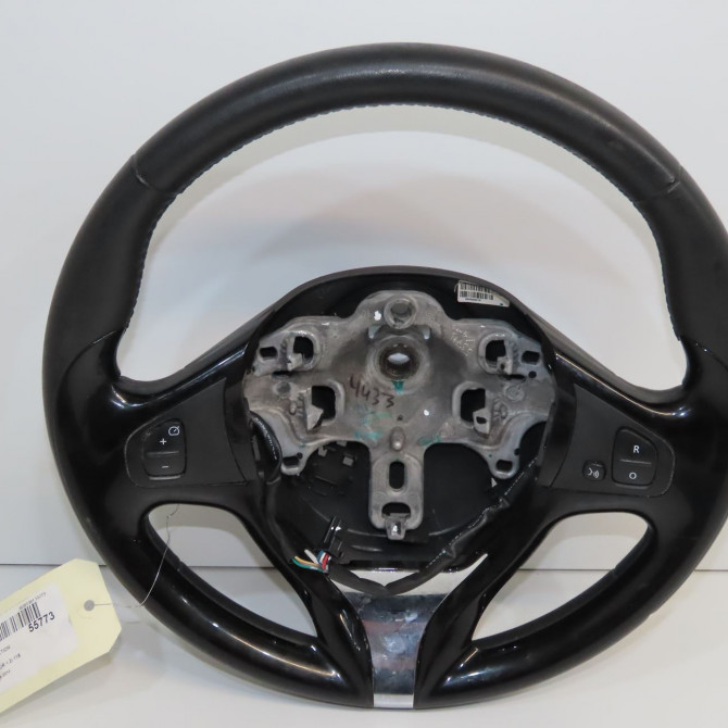 Volant de direction occasion RENAULT CAPTUR Phase 1 02-2013->... 1.2i 118 16V 484008001R 1