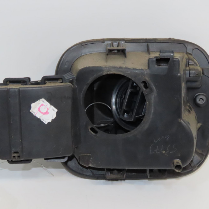 Volet de trappe carburant occasion RENAULT CAPTUR Phase 1 02-2013->... 1.2i 118 16V 788308479R 3