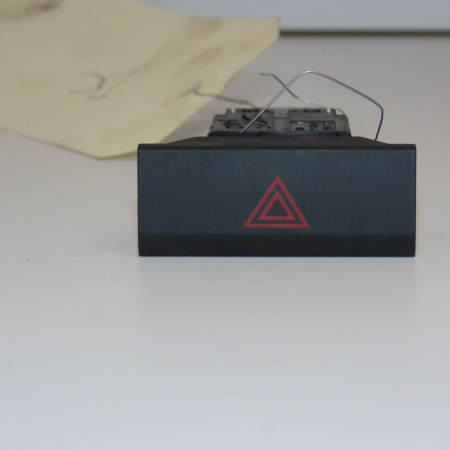 Bouton de warning occasion SEAT ATECA Phase 1 06-2016->... 5F0953235B1QB