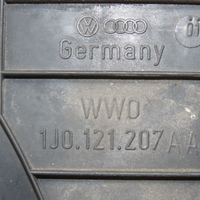 Ventilateur de refroidissement occasion VOLKSWAGEN GOLF IV GOLF IV Phase 1 1998-01-01->2005-06-30 1.9 TDI 150ch 1J0959455S 4