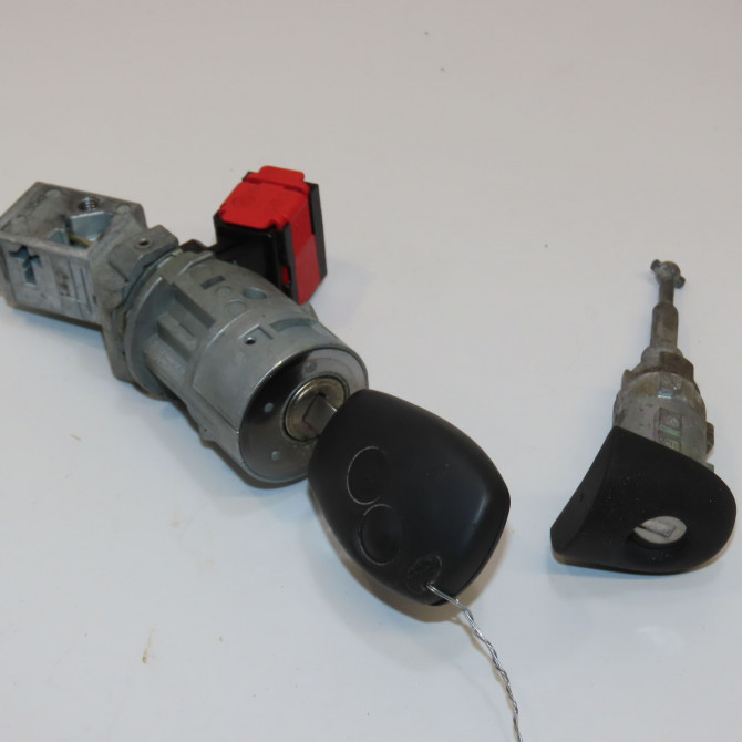 Kit serrures + antivol occasion RENAULT CLIO III Phase 2 03-2009->12-2014 1.2i 16v 75ch 7701208784 1