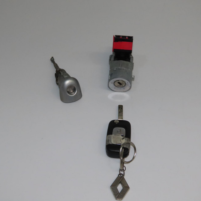 Kit serrures + antivol occasion RENAULT CLIO III phase 2 ESTATE 03-2009->12-2014 1.5 DCI 85ch 7701208784 1