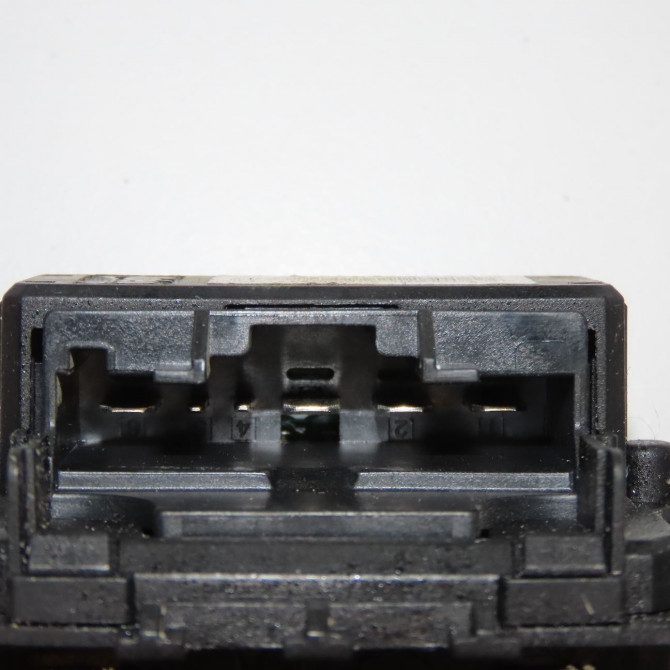 Resistance de chauffage occasion RENAULT CLIO III phase 2 ESTATE 03-2009->12-2014 1.5 DCI 85ch 3