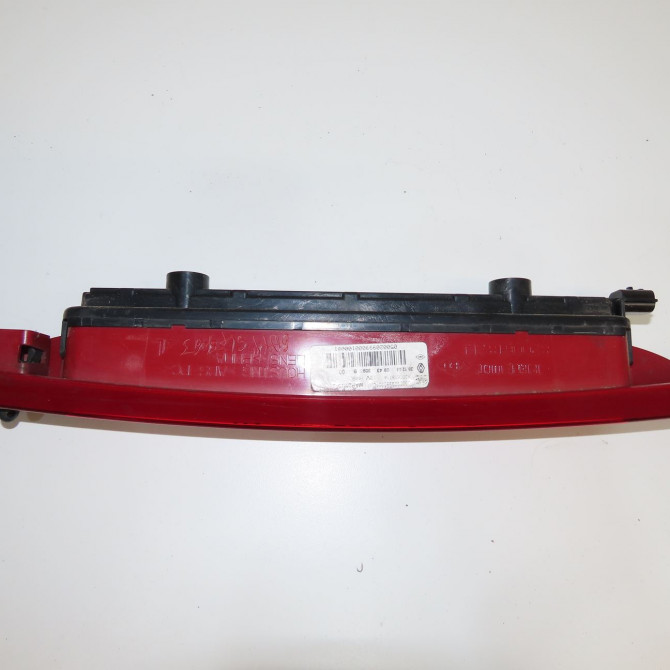 Feux stop supplementaire occasion RENAULT CLIO III phase 2 ESTATE 03-2009->12-2014 1.5 DCI 85ch 8200618714 3