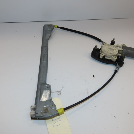Mecanisme + moteur lève-glace avant droit occasion RENAULT CLIO II Phase 2 06-2001->07-2006 1.5 DCI 80ch 7701207254