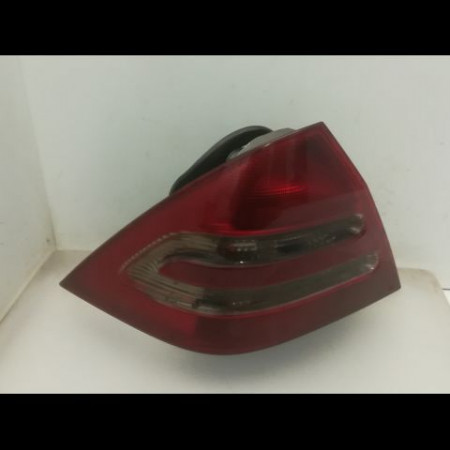 Feu arrière gauche occasion CITROEN SAXO Phase 1 03-1996->09-1999 1.0i 6350L8