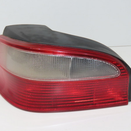 Feu arrière gauche occasion CITROEN SAXO Phase 2 09-1999->12-2004 1.5D 6350L8