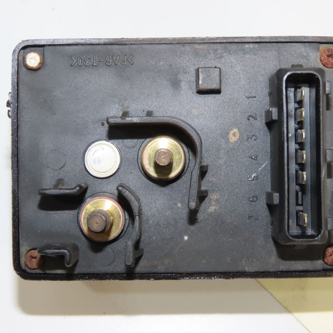 Boitier de préchauffage occasion CITROEN SAXO Phase 2 09-1999->12-2004 1.5D 598127 3