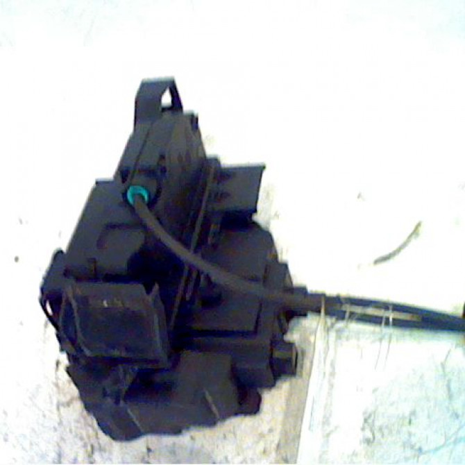 Serrure porte arg occasion RENAULT LAGUNA III Phase 2 11-2010->03-2013 1.5 DCI 8v 110ch 825010003R 2