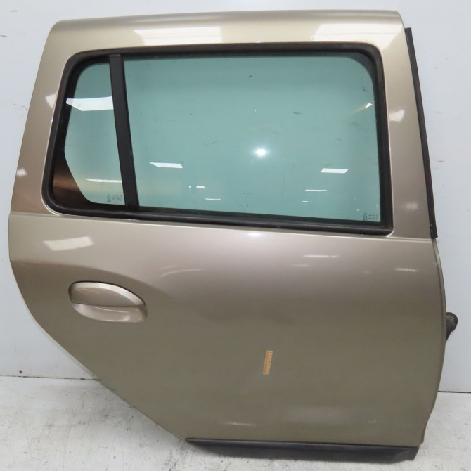 Porte arrière droite occasion  821009562R 1