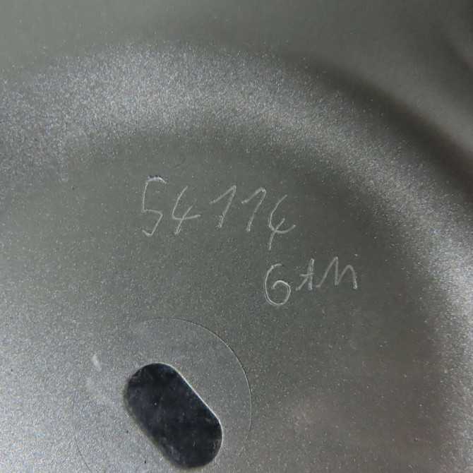 Porte arrière droite occasion  821009562R 4