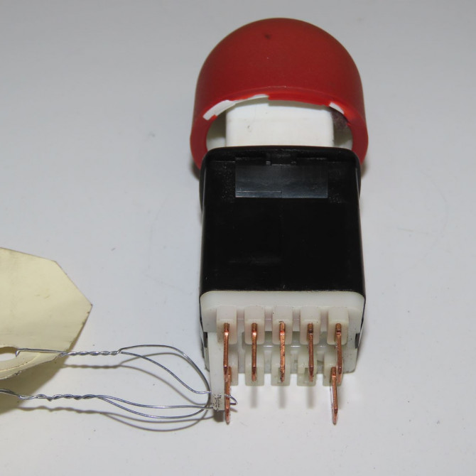 Bouton de warning occasion RENAULT TWINGO I Phase 3 08-2000->06-2007 1.2i 8v 60ch 7700822444 2