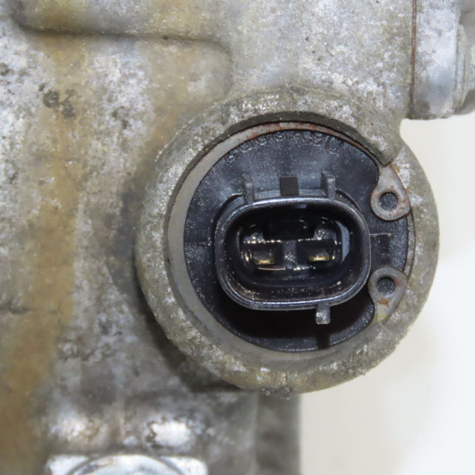 Compresseur air conditionne occasion TOYOTA RAV4 III Phase 1 02-2006->11-2009 177 D-4D 8831042250 5