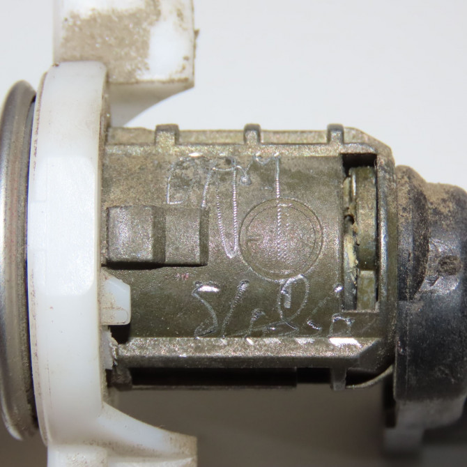 Kit serrures + antivol occasion RENAULT SCENIC I Phase 1 09-1996->08-1999 1.9 DTI 100ch 7701470483 4