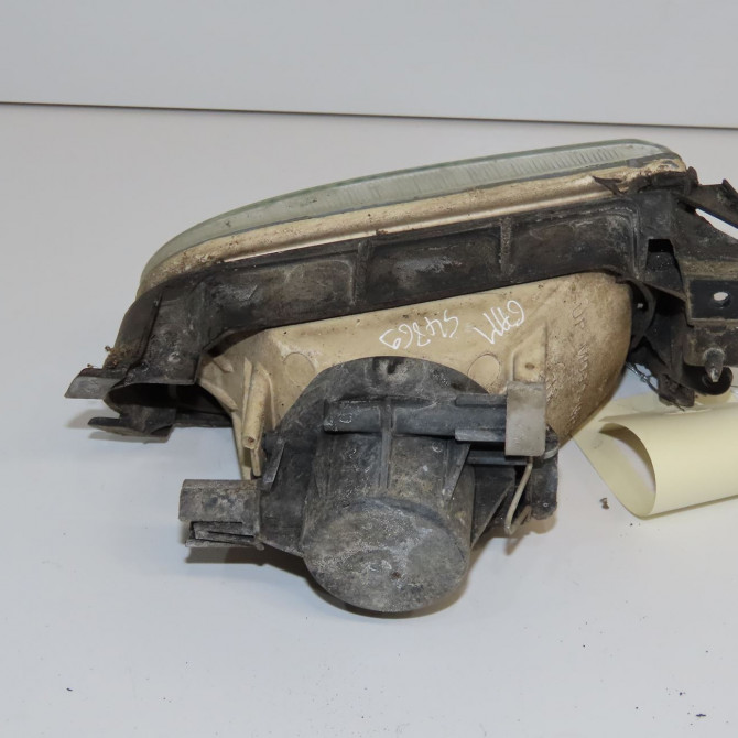 Phare antibrouillard avant droit occasion RENAULT SCENIC I Phase 1 09-1996->08-1999 1.9 DTI 100ch 7701040681 2