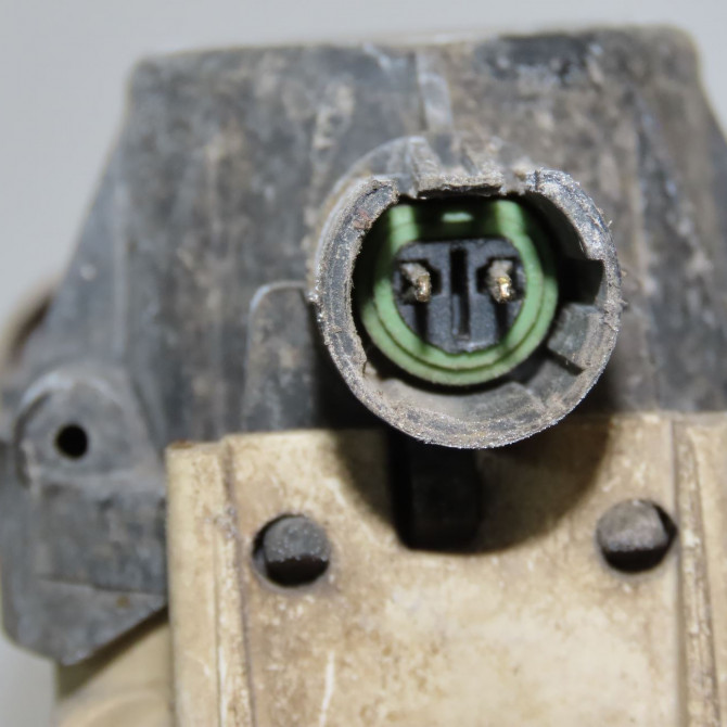 Phare antibrouillard avant droit occasion RENAULT SCENIC I Phase 1 09-1996->08-1999 1.9 DTI 100ch 7701040681 3