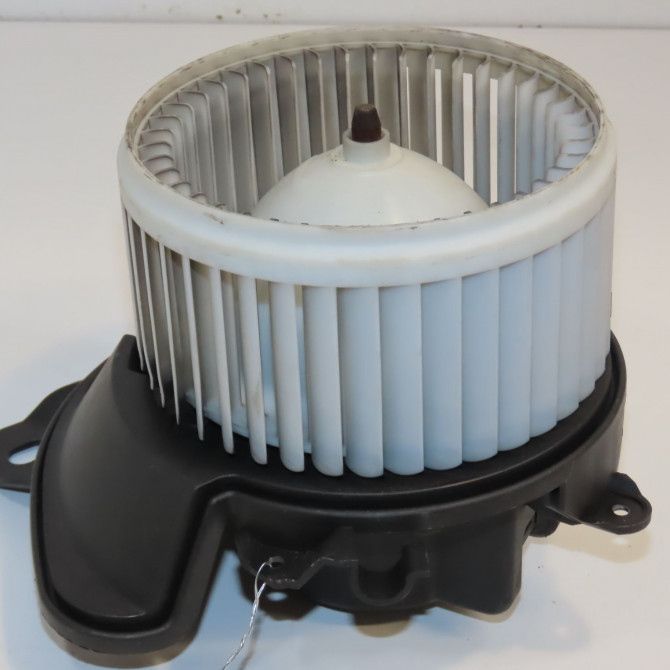 Ventilateur de chauffage occasion CITROEN NEMO Phase 1 09-2008->... 1.4 HDi 1611726480 1