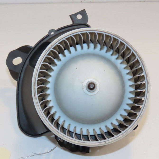 Ventilateur de chauffage occasion CITROEN NEMO Phase 1 09-2008->... 1.4 HDi 1611726480 2