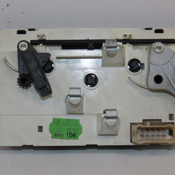 Commande de chauffage occasion PEUGEOT 206 206 phase 1 SW 2002-06-01->2006-12-31 1.4 HDI 70ch 6451EJ 2