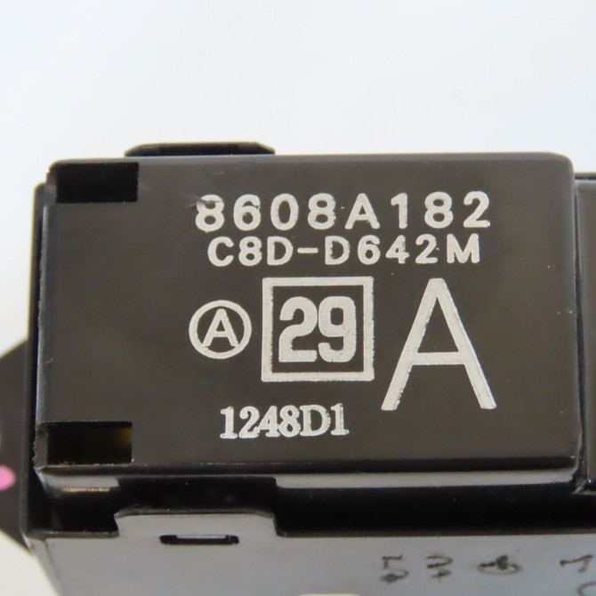 Commande lève-glace porte avant droite occasion CITROEN C-CROSSER Phase 1 04-1995->04-1999 2.2 HDI 160ch 6590HX 3