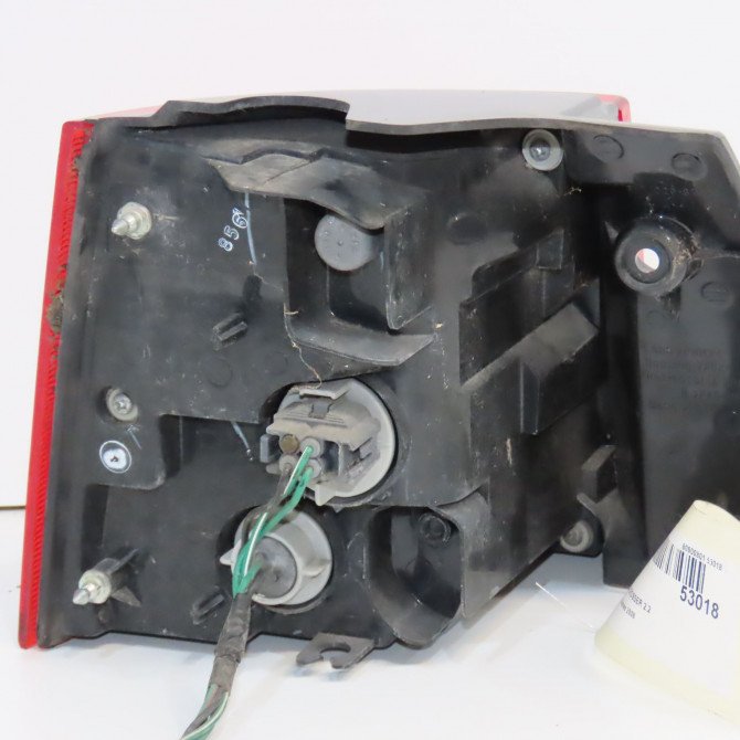 Feu arrière droit occasion CITROEN C-CROSSER Phase 1 04-1995->04-1999 2.2 HDI 160ch 6351EG 2