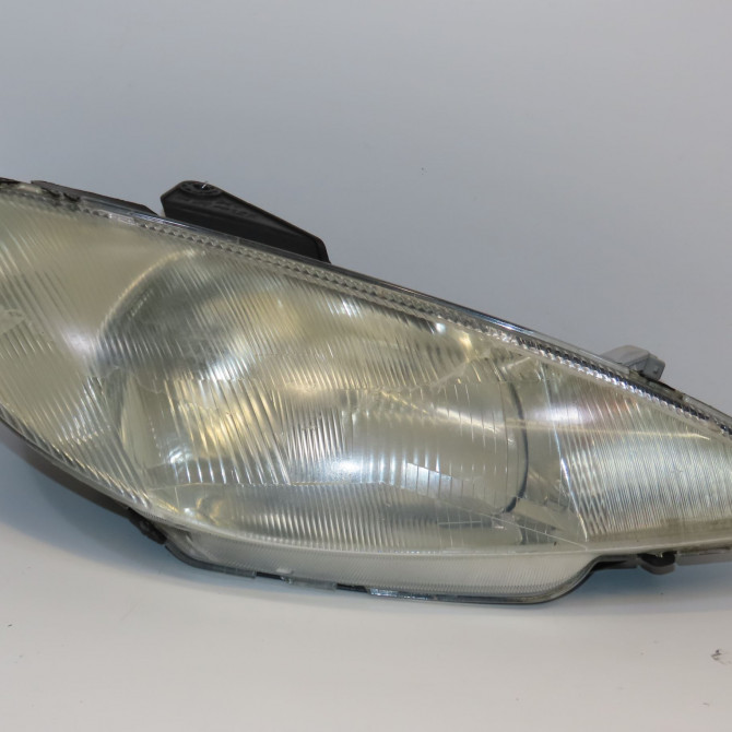 Phare droit occasion PEUGEOT 206 Phase 1 09-1998->03-2009 1.4i 6205S7 1