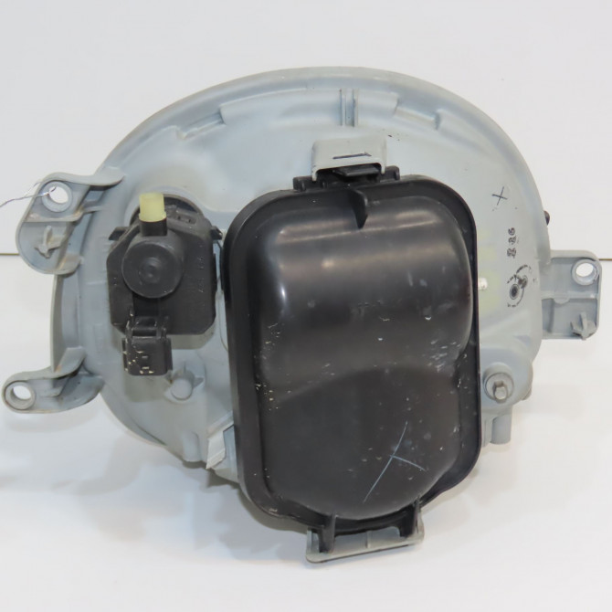 Phare gauche occasion RENAULT TWINGO I Phase 3 08-2000->06-2007 1.2i 8v 60ch 7701049686 2