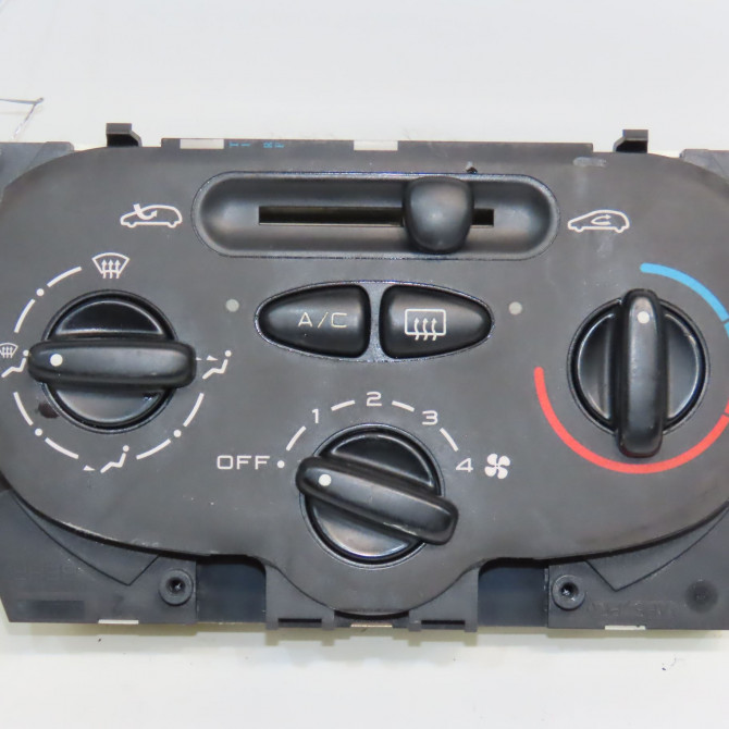 Commande de chauffage occasion PEUGEOT 206 Phase 1 09-1998->03-2009 1.4 HDI 70ch 6451EJ 1