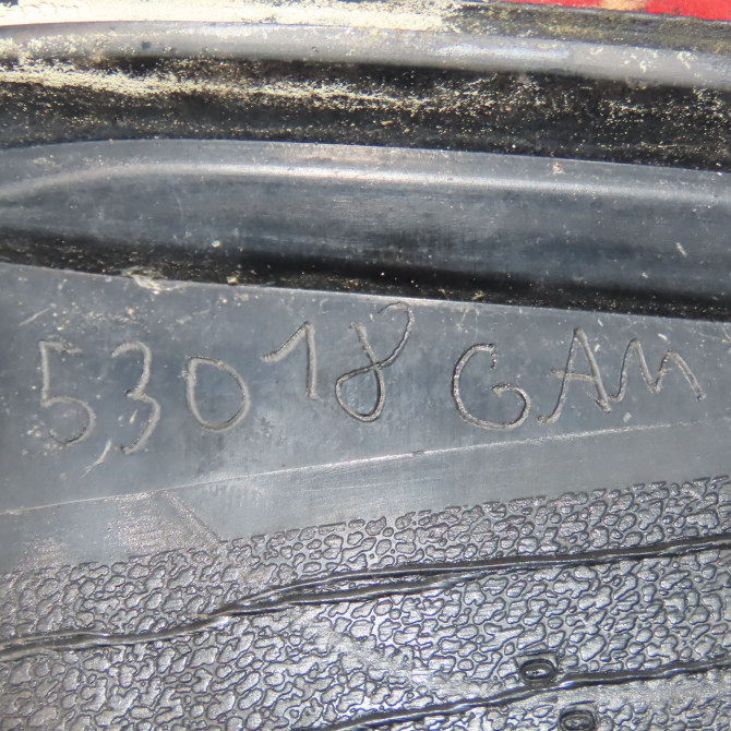 Feu arrière intérieur droit occasion CITROEN C-CROSSER Phase 1 04-1995->04-1999 2.2 HDI 160ch 6351EJ 4