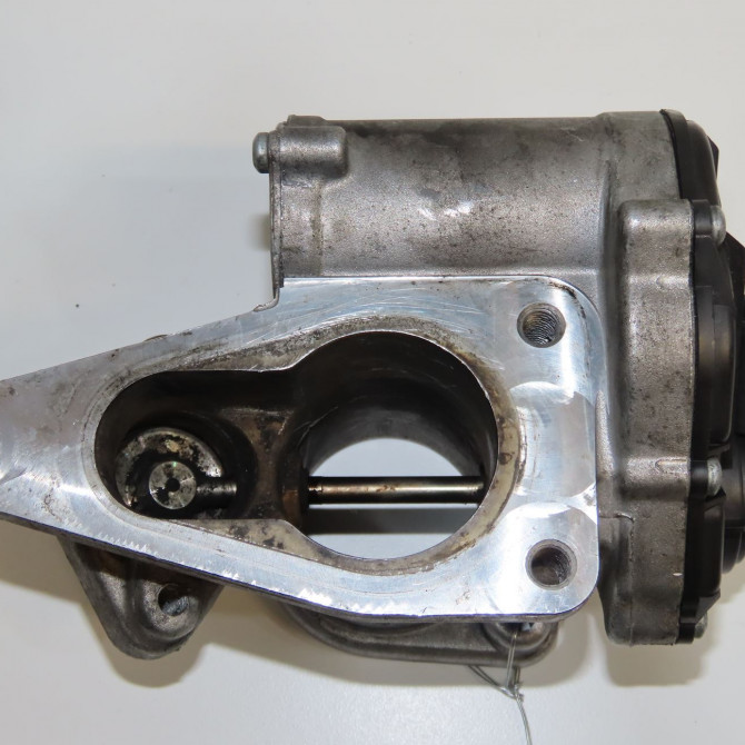 Vanne EGR occasion RENAULT SCENIC II Phase 1 03-2004->09-2006 1.9 DCI 130ch 147106672R 2