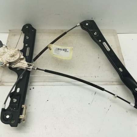 Mecanisme+moteur leve-glace avg occasion B.M.W. SERIE 1 I Phase 1 05-2004->12-2006 51337138465