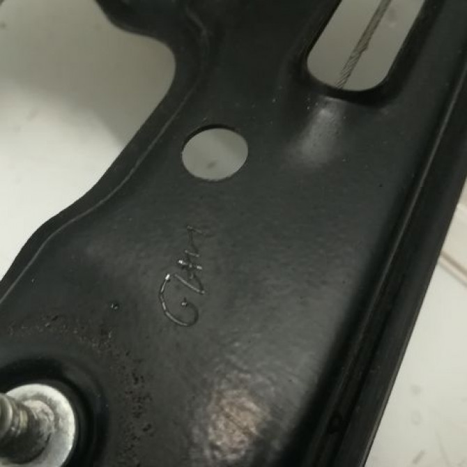 Mecanisme + moteur lève-glace avant droit occasion B.M.W. SERIE 1 I Phase 1 05-2004->12-2006 51337138466 3