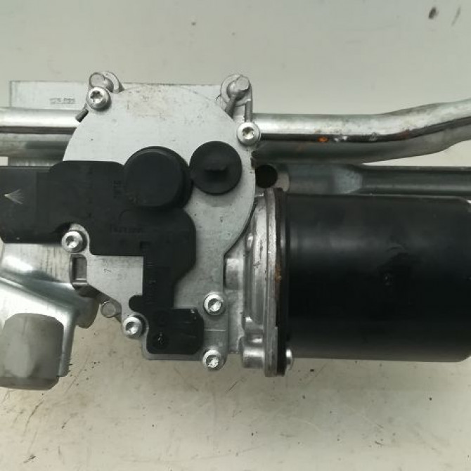 Moteur essuie-glace avant occasion B.M.W. SERIE 1 I Phase 1 05-2004->12-2006 61617192963 2