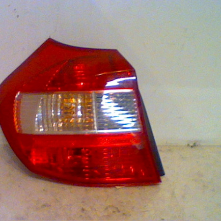 Feu arrière gauche occasion B.M.W. SERIE 1 I Phase 1 05-2004->12-2006 63216924501