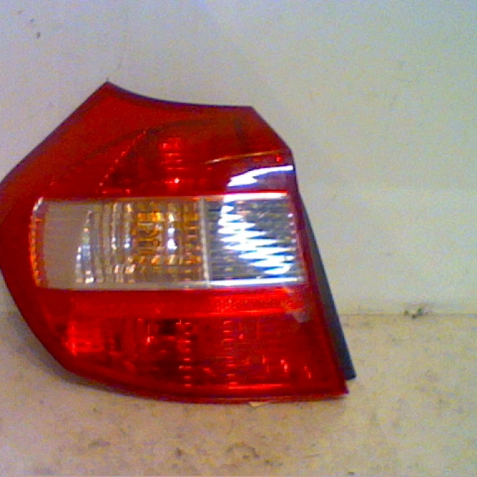 Feu arrière gauche occasion B.M.W. SERIE 1 I Phase 1 05-2004->12-2006 63216924501 1