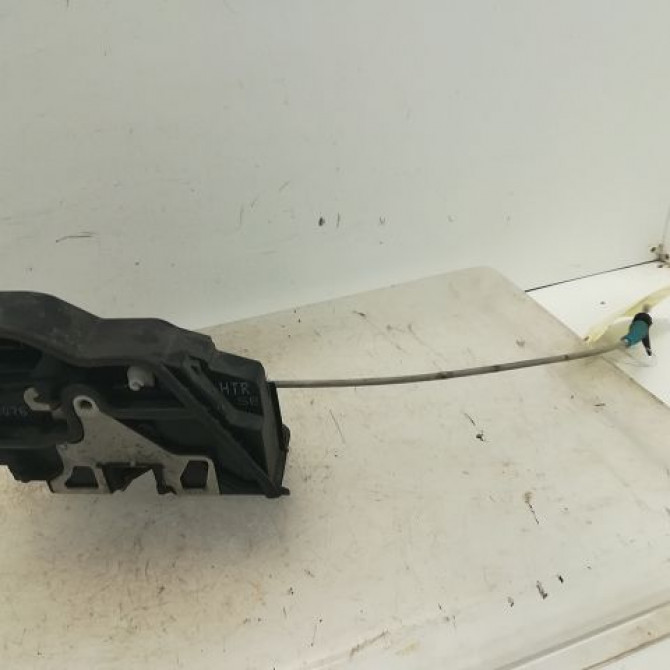 Serrure porte arg occasion B.M.W. SERIE 1 I Phase 1 05-2004->12-2006 51227202147 1