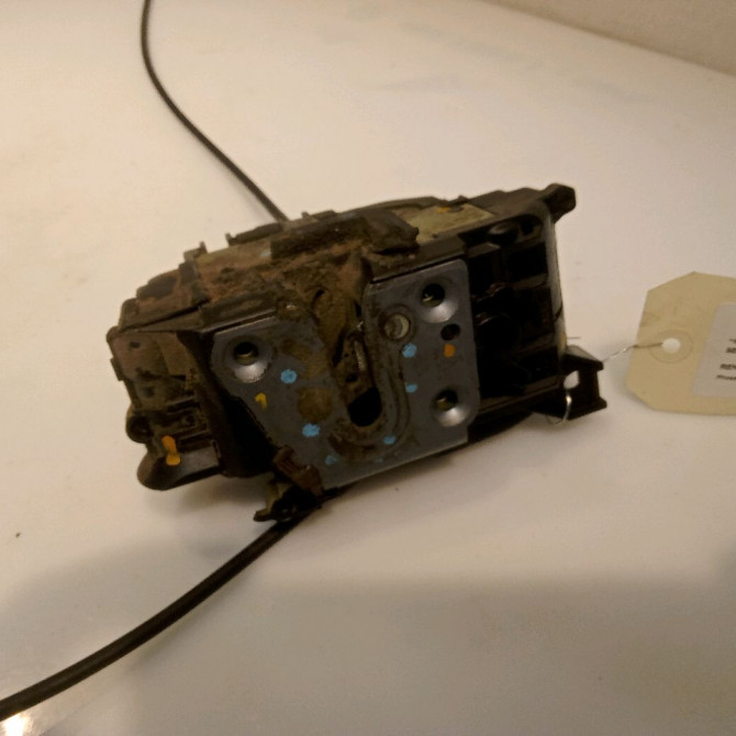 Serrure porte avg occasion RENAULT CLIO III Phase 2 03-2009->12-2014 1.5 DCI 85ch 8200300126 2