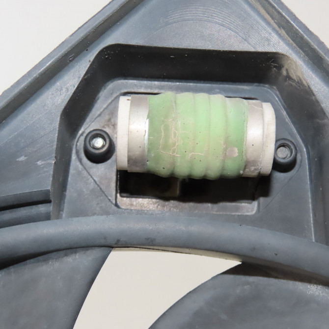 Ventilateur de refroidissement occasion FIAT PUNTO II Phase 2 05-2003->10-2009 1.2i 60ch 51738360 4