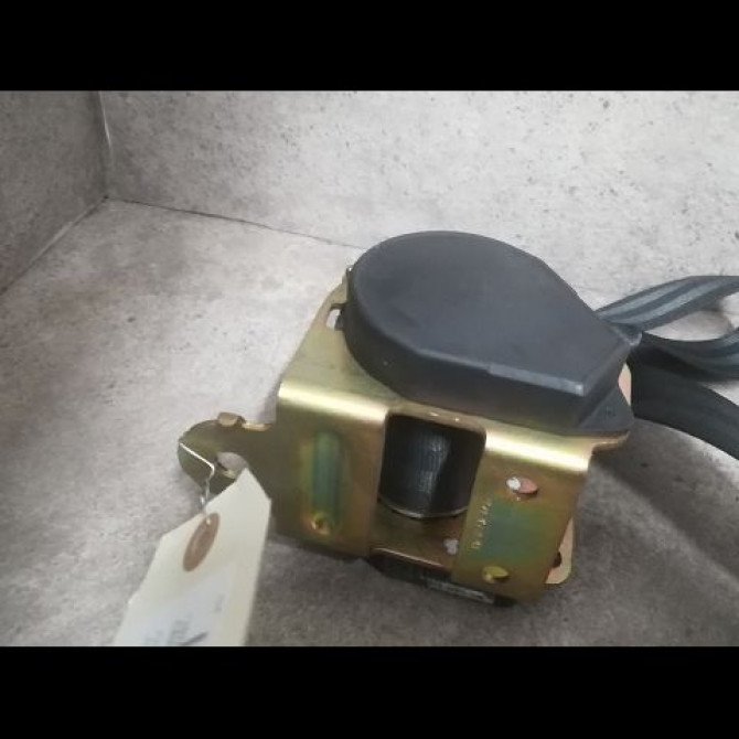 Ceinture arrière gauche occasion CITROEN C4 I Phase 1 11-2004->07-2008 2.0 HDi 138ch 8974JK 3