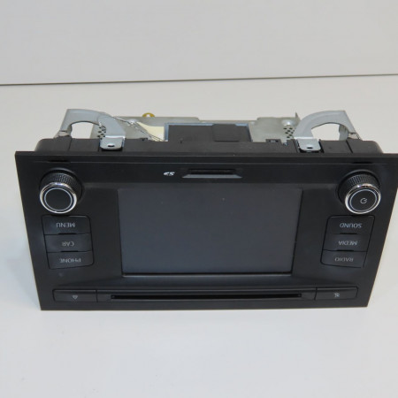 <span class="tt">Autoradio occasion  </span><span class="designation"> </span>