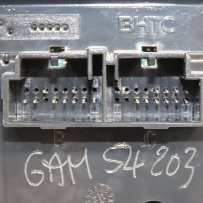 Commande de chauffage occasion  5F0907044AKYMS 4