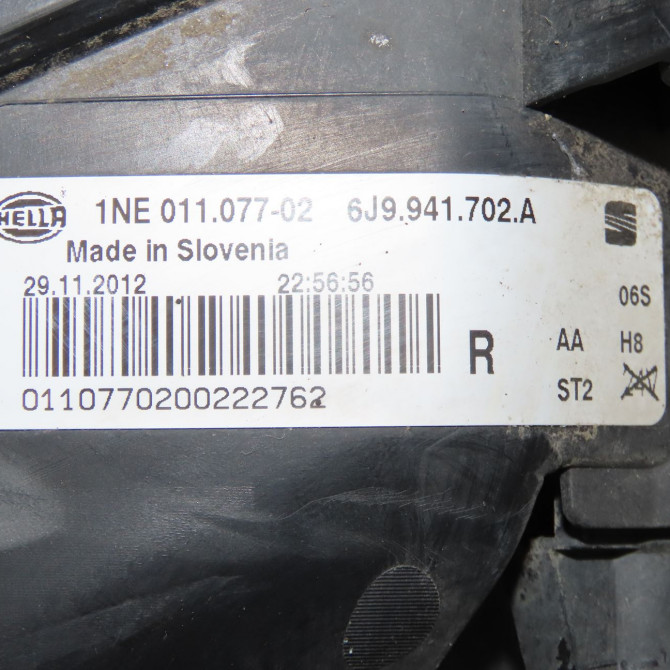 Phare antibrouillard avant droit occasion  6J9941702A 4