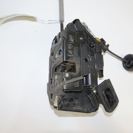 <span class="tt">Serrure porte avd occasion  </span><span class="designation"> </span>