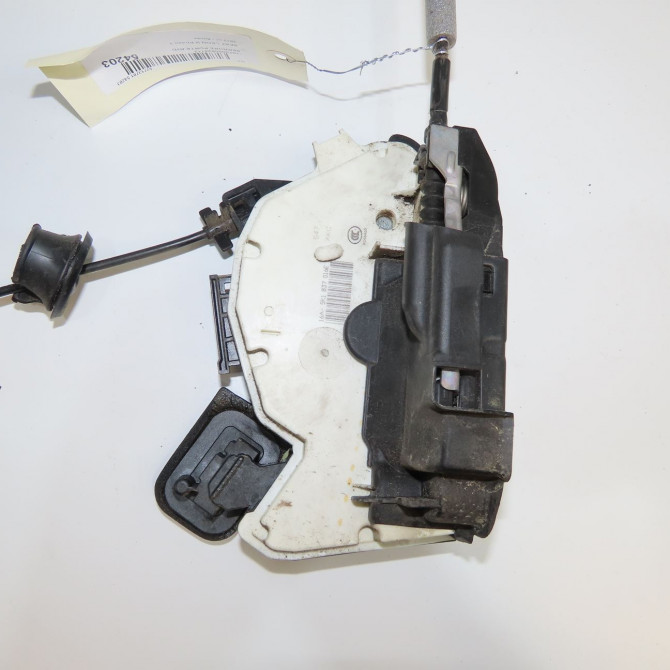 Serrure porte avd occasion  5K1837016J 2