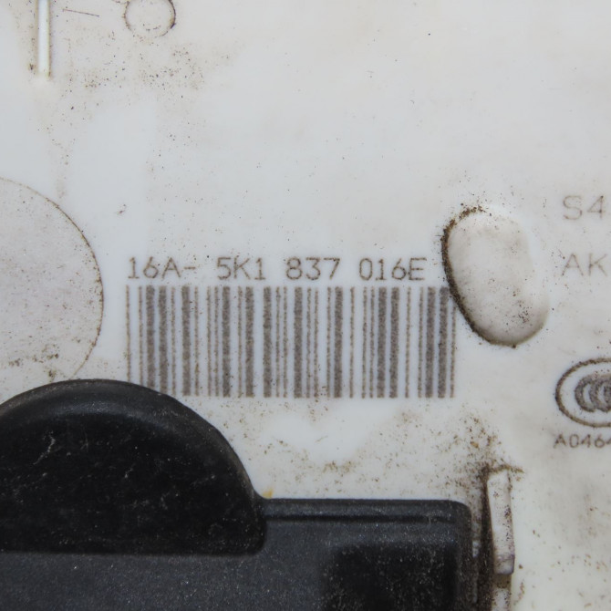 Serrure porte avd occasion  5K1837016J 6